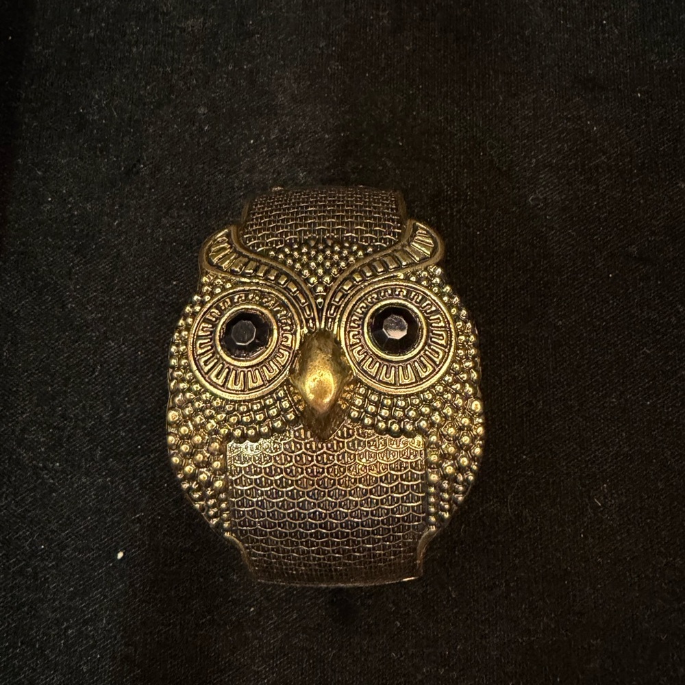 Source Unknown Gold Owl Bracelet